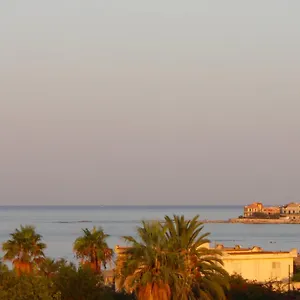 https://la-casa-dei-girasoli-marzamemi.sicilyhotelsitaly.net